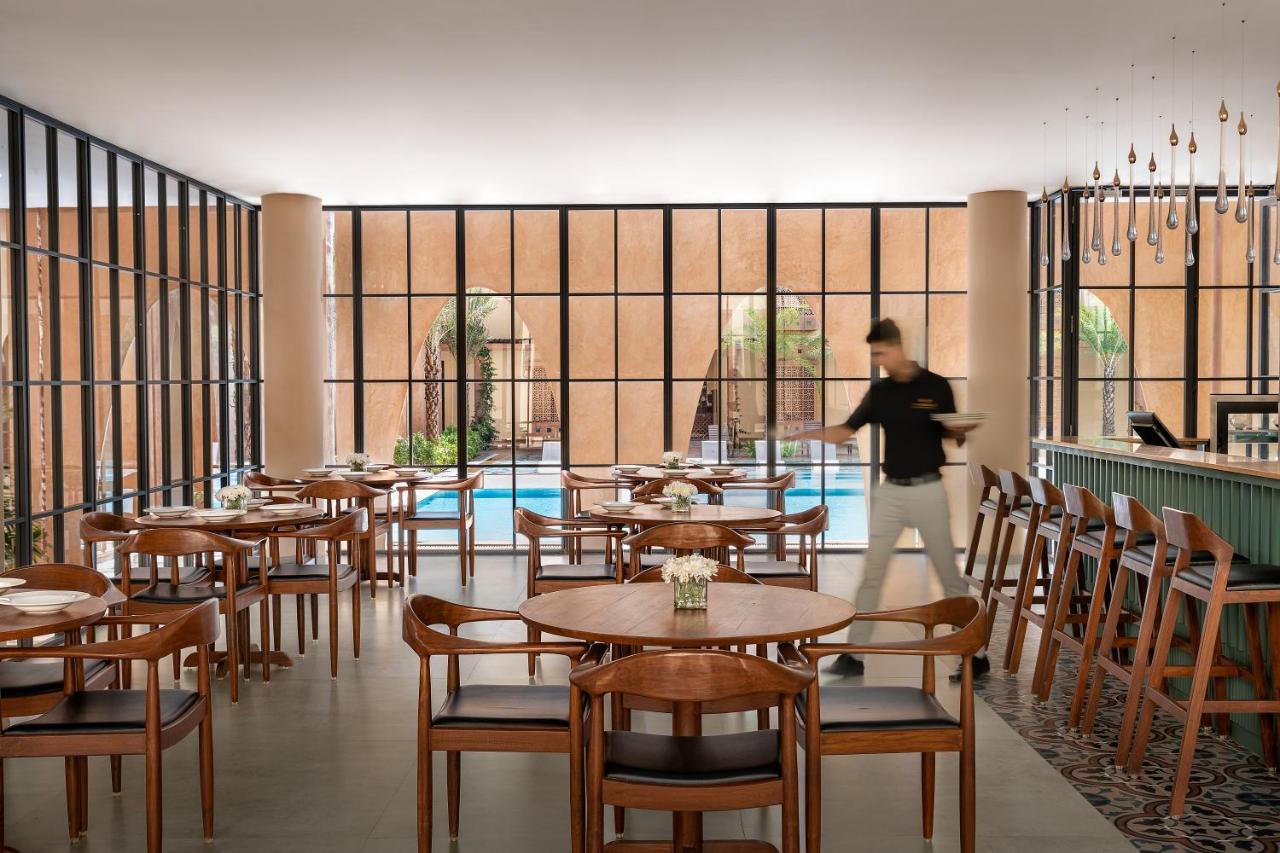 Time Square Resort & Spa Bhuj Exterior foto