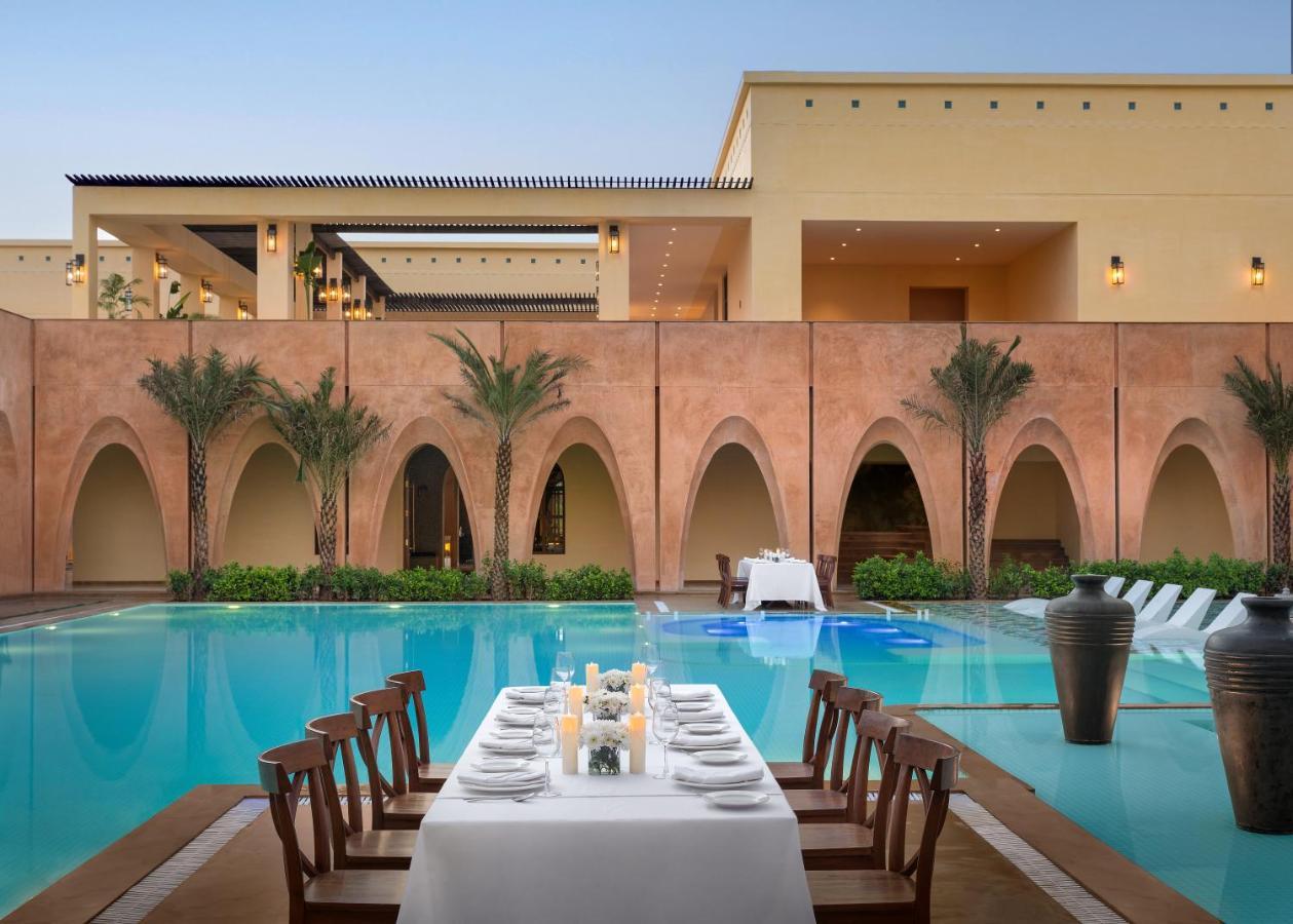 Time Square Resort & Spa Bhuj Exterior foto