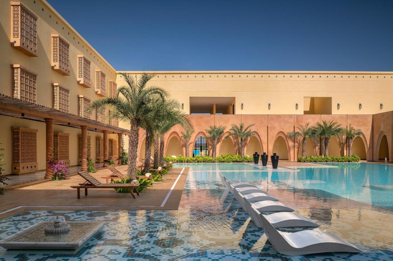 Time Square Resort & Spa Bhuj Exterior foto